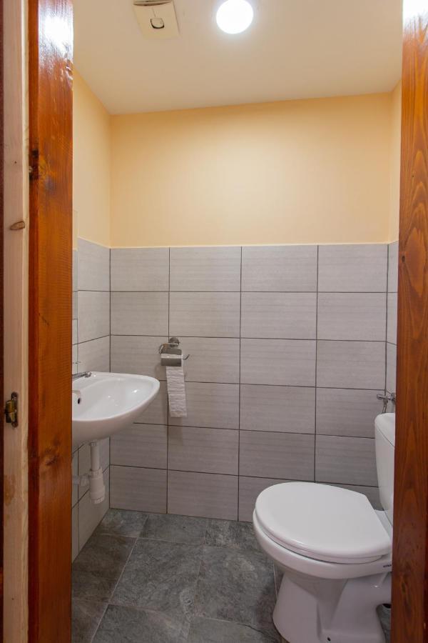 Deli Terasz B Apartman Free Parking, Self-Check-In Anytime Gyor Ngoại thất bức ảnh